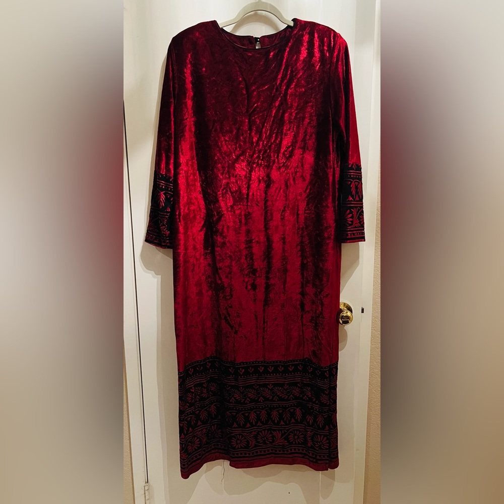 Vintage luxurious Ruth Norman for Neiman Marcus caftan / hostess dress. Size XL